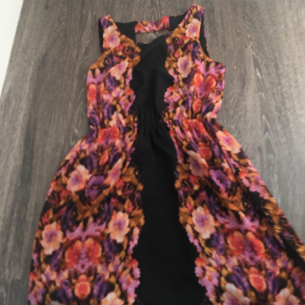 Darling Floral Dress